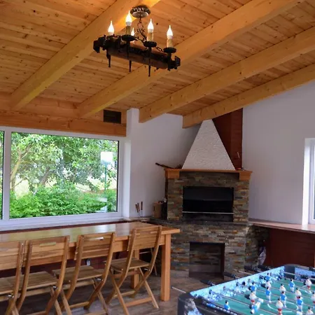 I U Lucyny 차르나 구라