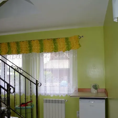 ホームステイ I U Lucyny *