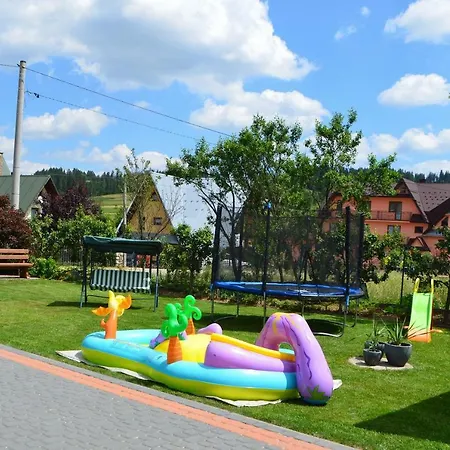 I U Lucyny ホームステイ Czarna Góra