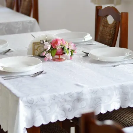 I U Lucyny 홈스테이 차르나 구라