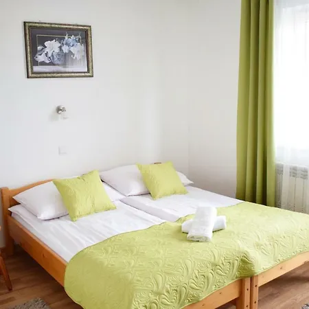 I U Lucyny 차르나 구라