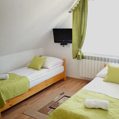 I U Lucyny ホームステイ