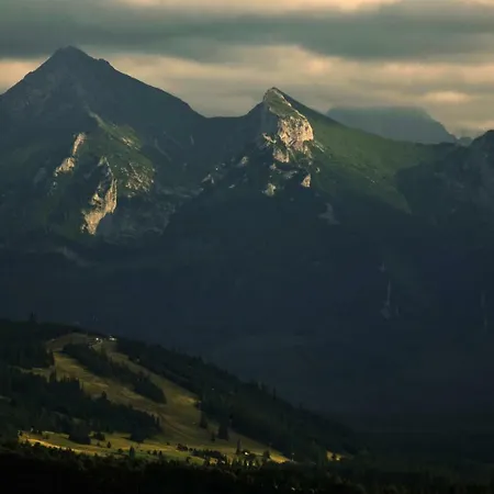 I U Lucyny ホームステイ *